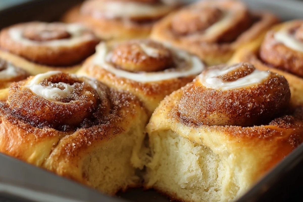 Roulés À La Cannelle Au Fromage À La Crème