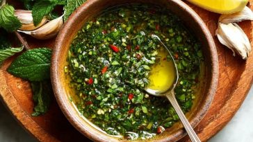 Sauce Chimichurri Classique Aux Herbes Et À LAil