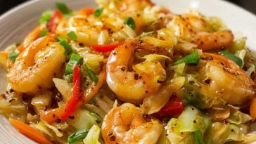 Sauté De Crevettes Asiatiques Au Chou