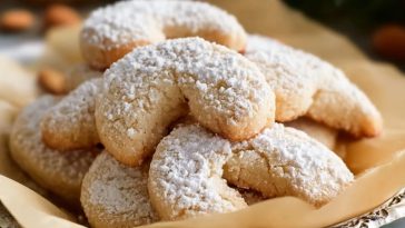 Biscuits aux Amandes en Forme de Croissant