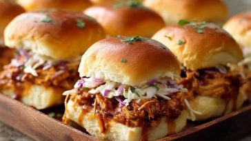 Mini Sandwiches De Poulet BBQ
