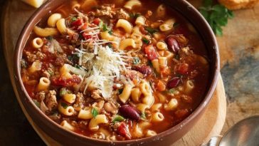 Pasta Fagioli à la Mode Olive Garden