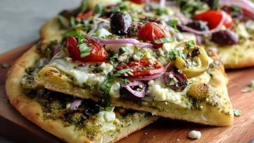 Pizza Plateforme Méditerranéenne au Pesto