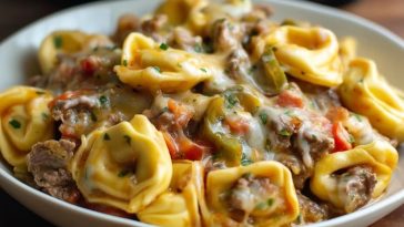 Tortellini Au Fromage De Steak À La Mode De Philadelphie